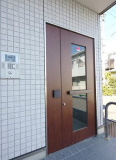 【エントランス】