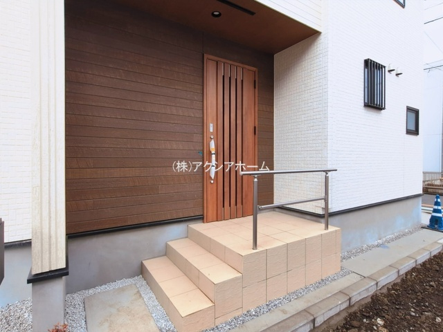 所沢市小手指元町2丁目・全8棟　新築一戸建　1号棟の玄関|現地写真（2026年3月16日撮影）