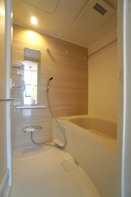 オープンブルーム入谷Ｅａｓｔの浴室