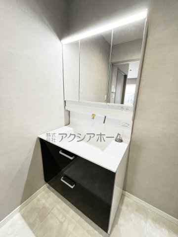 所沢市狭山ヶ丘2丁目・全1棟　新築一戸建　～LDK18帖～の独立洗面台