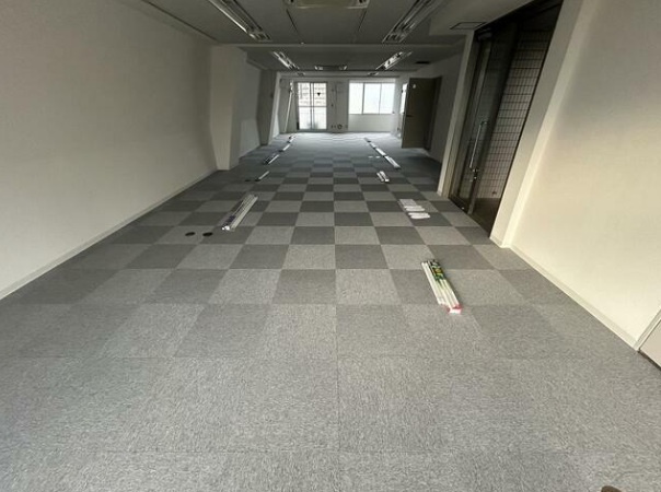 玉井企画ビルの内装