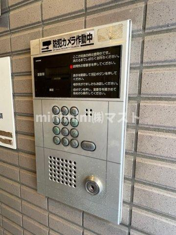 トレヴィの泉のセキュリティ