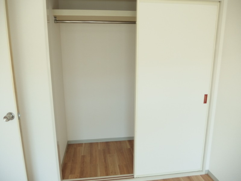 ジュネス若松の収納