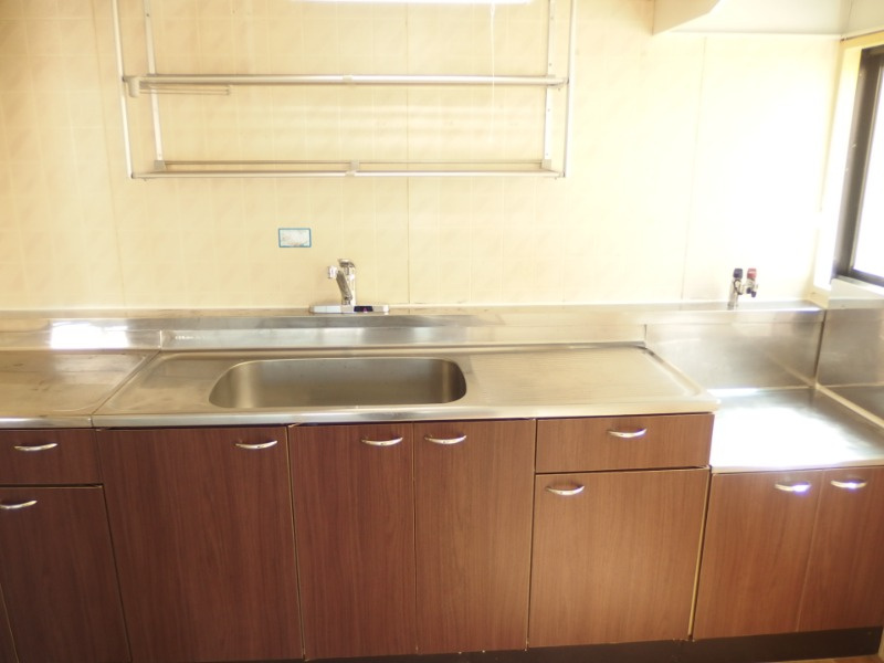 ジュネス若松のキッチン