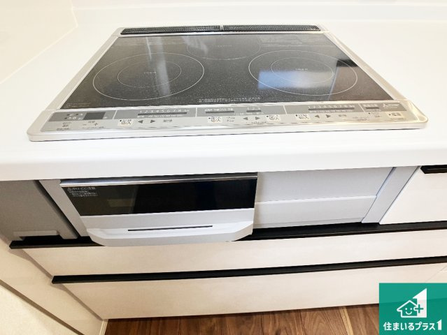 加古川市野口町良野　第15期　新築一戸建ての設備|火を使わないので、安心なＩＨコンロ！でこぼこが無い構造なので、掃除もしやすく清潔に保てます！