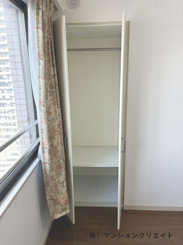 シンフォニアガーデン福井の収納|洋室5.9帖のクローゼット