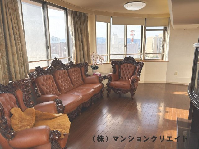 シンフォニアガーデン福井の居間・リビング|LDK約19.6帖