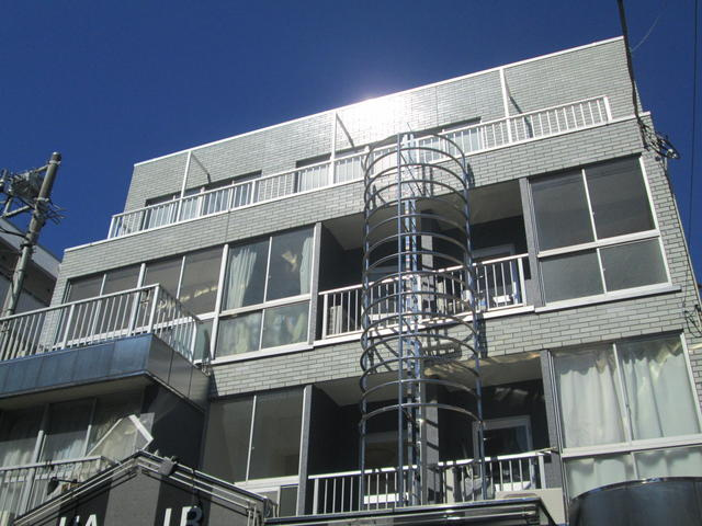 横浜市中区大和町1丁目のマンションの画像