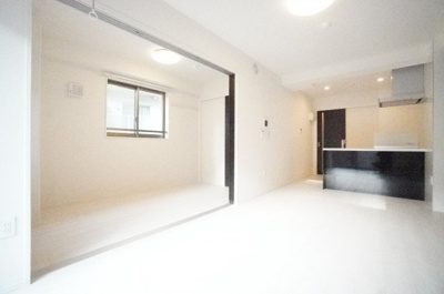 【居間・リビング】 | アーバンパレス | ※同物件・同タイプの写真です。