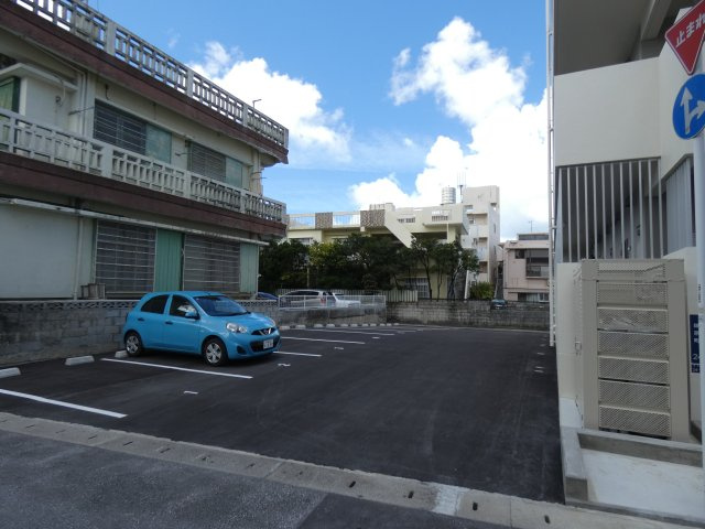 ザ・テラス鏡原の駐車場|駐車場です