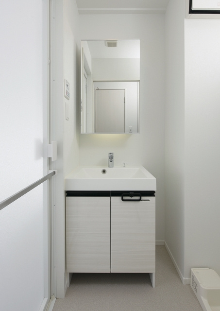 新品家具付きマンション住吉30(KaGood福岡)の洗面所|コンパクトで使いやすい洗面所