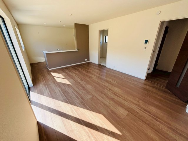 リーブルガーデン／東区戸島西第七／１号棟の居間・リビング