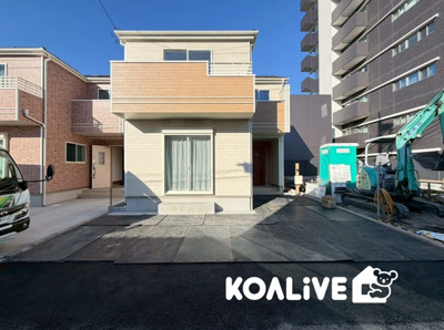 【外観】 | 高崎市堰代町　新築住宅 | 完成済み！いつでも新生活を始めることができます。
開放感あるLDK！
陽当り、風通しも良い暖かな住まいです。
KOALIVE （コアライブ）【0120-919-727】