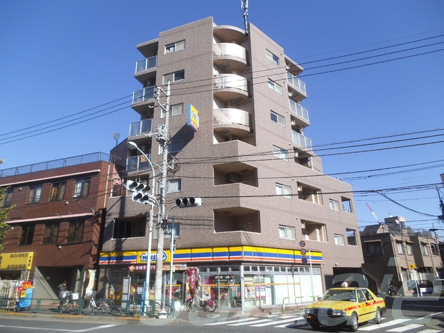 カザルス・スクエア