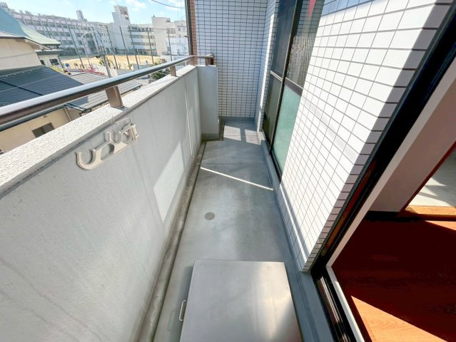 エトワール小松のバルコニー