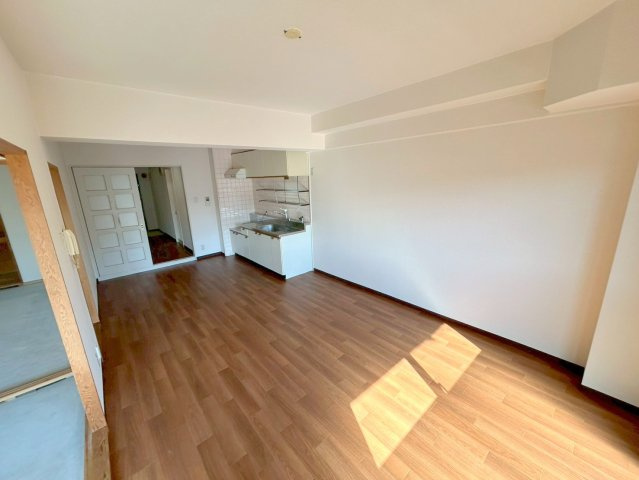 エトワール小松の内装