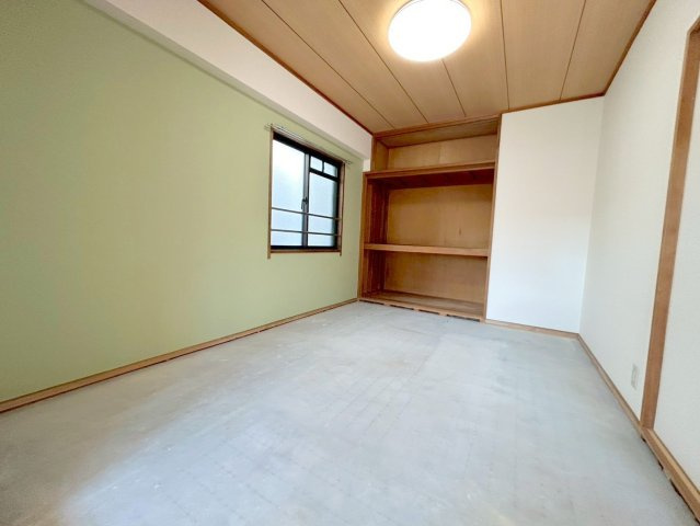 エトワール小松の居間・リビング