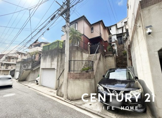 【前面道路含む現地写真】 | 前面道路含む現地写真です
