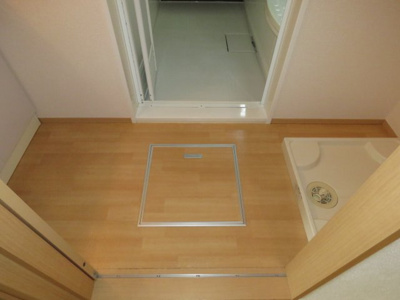 【その他】 | グランドソレイユ | 洗濯機置き場　床下収納