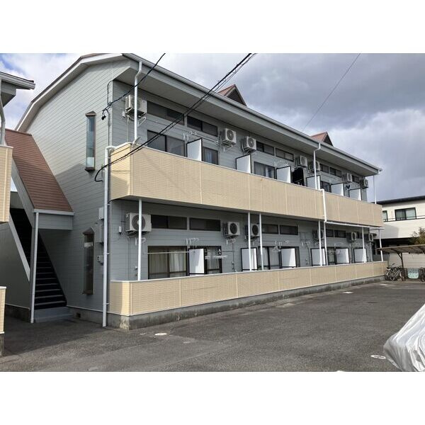 ガーデンハイツの外観