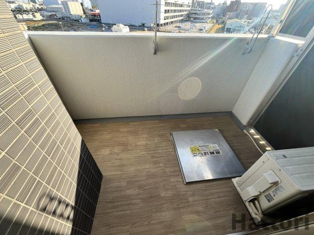 ファステート江坂ランウェイのバルコニー