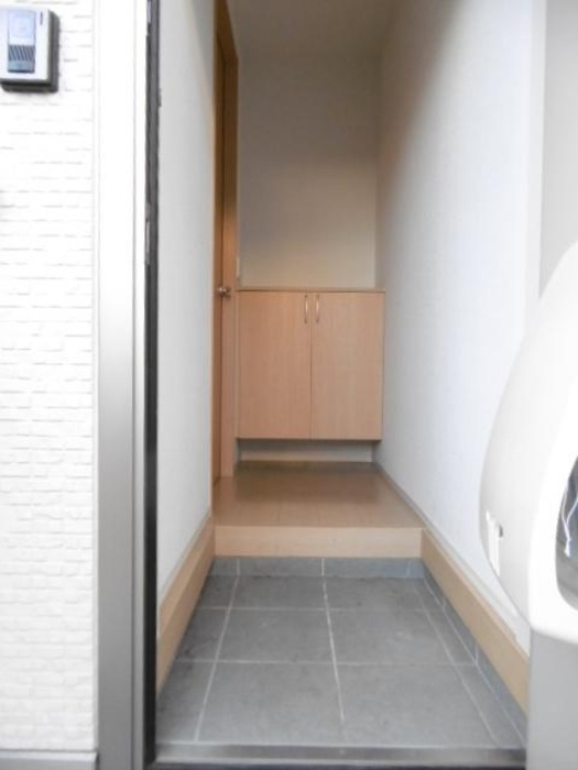 ソワーニュの玄関