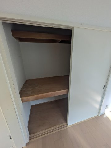 中村ハイツの収納