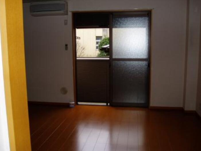 アバンウェル城北公園の居間・リビング