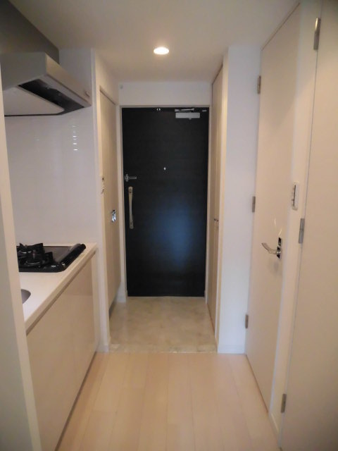 大阪市中央区本町橋の賃貸マンションの玄関