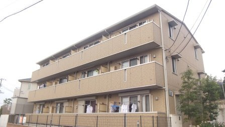 シエルブルーの外観|鉄骨造のマンション