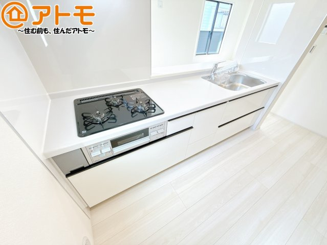 【キッチン】 | 葵区古庄6丁目　新築戸建　全1棟 | 対面式のキッチンはリビングを見渡すことができるので安心♪家族の会話も増えそうですね♪