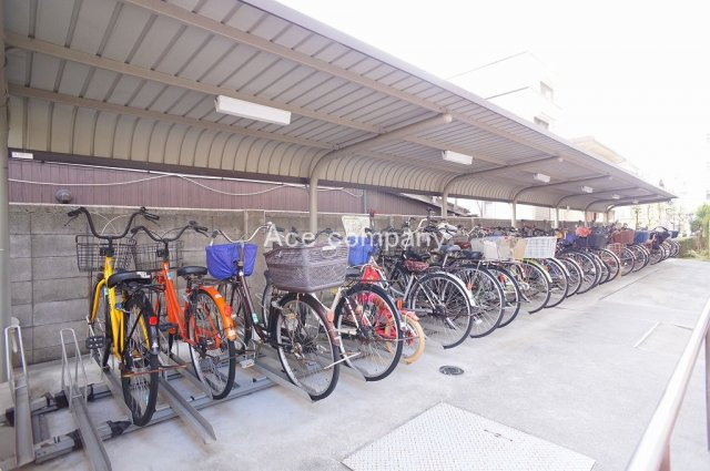 【駐輪場】の画像