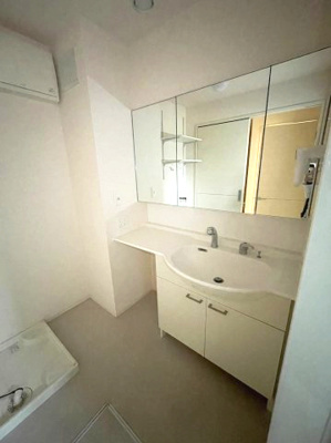 【独立洗面台】 | コンフォーティア三城