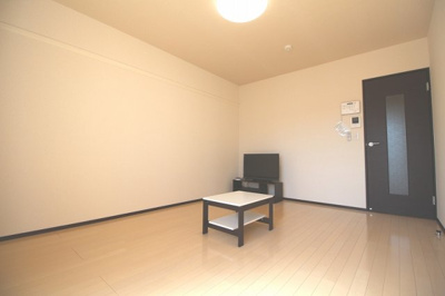 【居間・リビング】 | クレイノヴィラオクスガー出雲 | 反転タイプもあります！