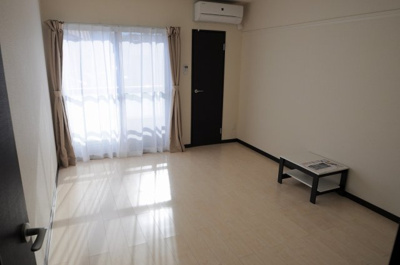 【居間・リビング】 | クレイノはなみずきⅡ