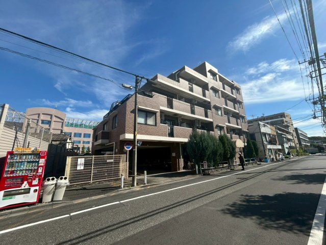 シャルマンコーポ志村三丁目