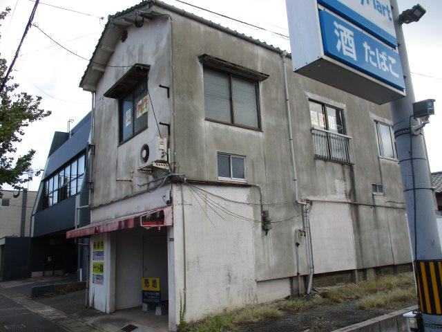 神幸町8番5号（A-27）の外観