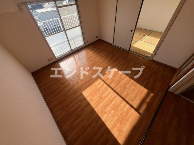 和田橋ハイツの居間・リビング|高崎、前橋のお部屋探しはエンドスケープまで！お客様の理想お聞かせ下さい♪