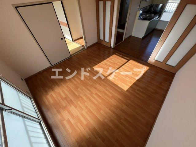 和田橋ハイツの居間・リビング|高崎、前橋のお部屋探しはエンドスケープまで！お客様の理想お聞かせ下さい♪