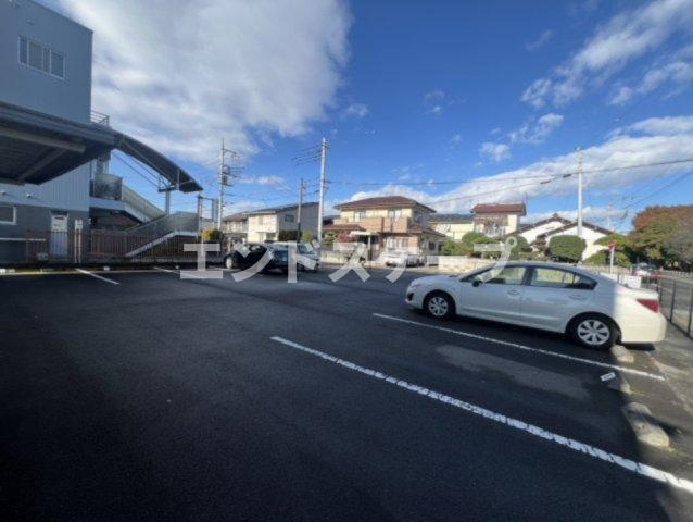 和田橋ハイツの駐車場|高崎、前橋のお部屋探しはエンドスケープまで！お客様の理想お聞かせ下さい♪