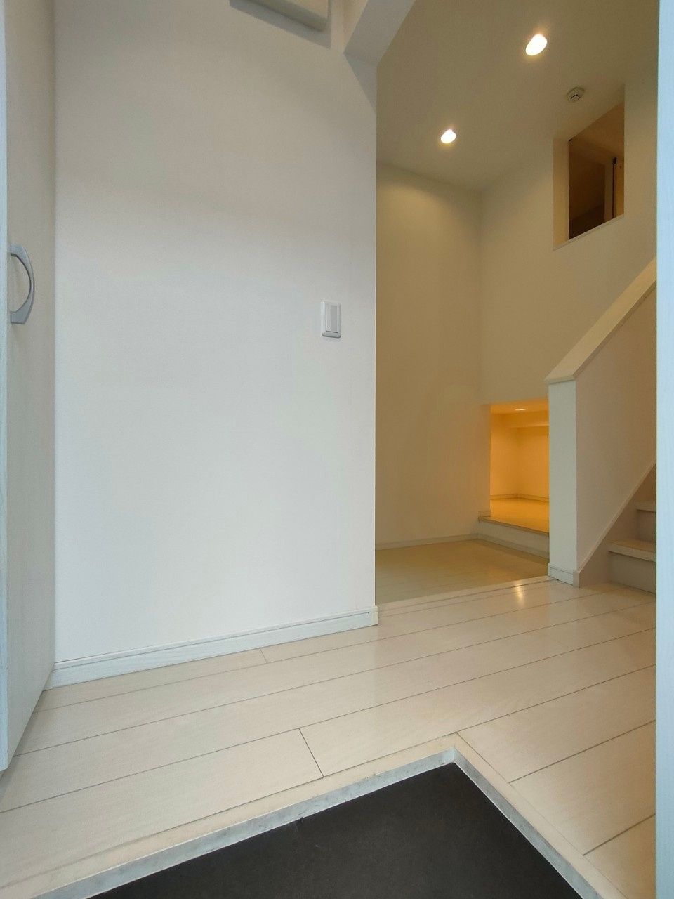 Celeste　五女子(セレステゴニョシ)　名古屋市賃貸　仲介手数料無料の玄関