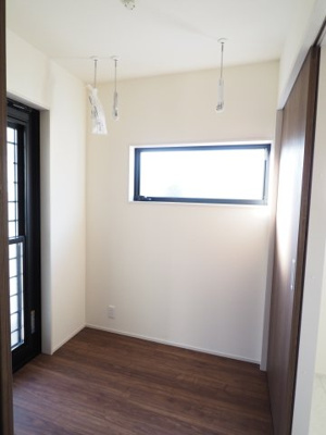 【ランドリースペース】 | Livele Garden.S　笹谷桜水第６　1号棟 | ★内覧予約で新米4kg★