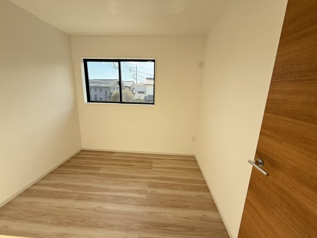 アーバンスタイル前橋市前箱田町1期　２号棟の洋室|２階洋室2です
