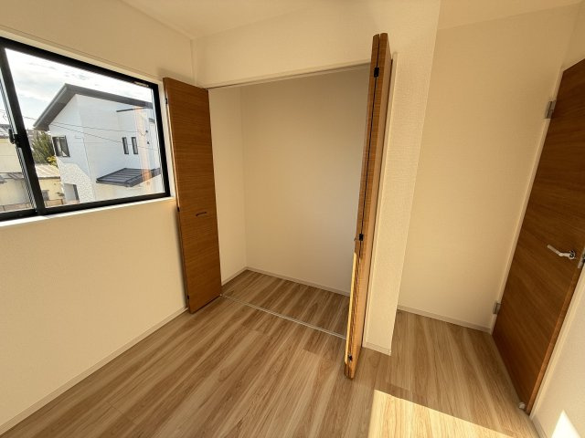 アーバンスタイル前橋市前箱田町1期　２号棟の収納|２階洋室3収納です
