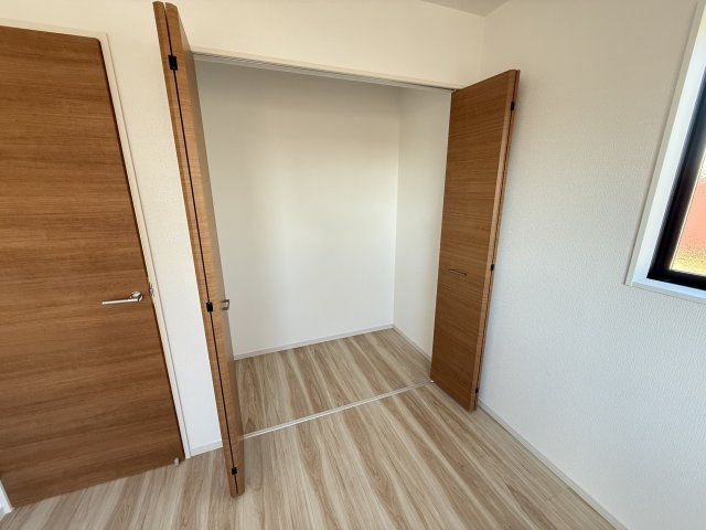 アーバンスタイル前橋市前箱田町1期　２号棟の収納|２階洋室4収納です。