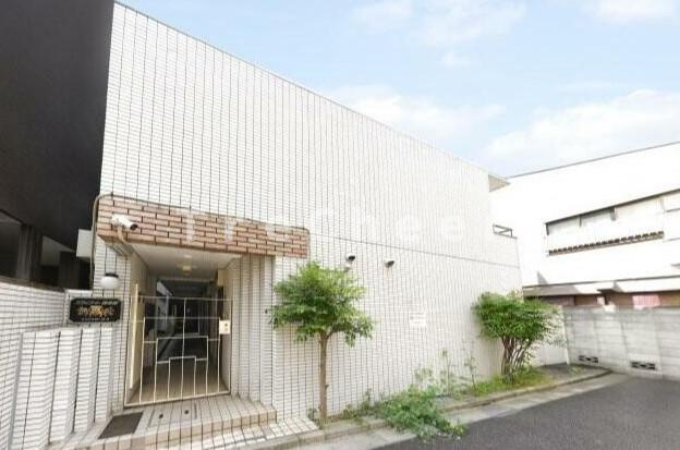 スカイコート後楽園のエントランス