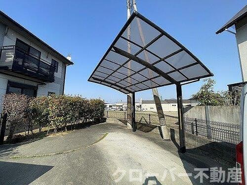 サーパスタウン田村町貸家の駐車場|原状回復工事前