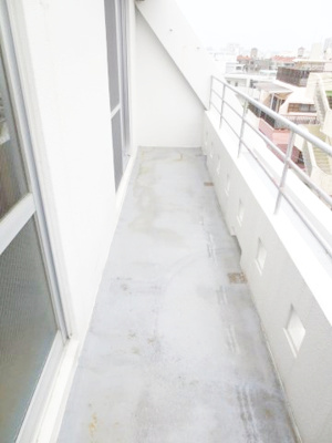 【バルコニー】 | コーポレインボー