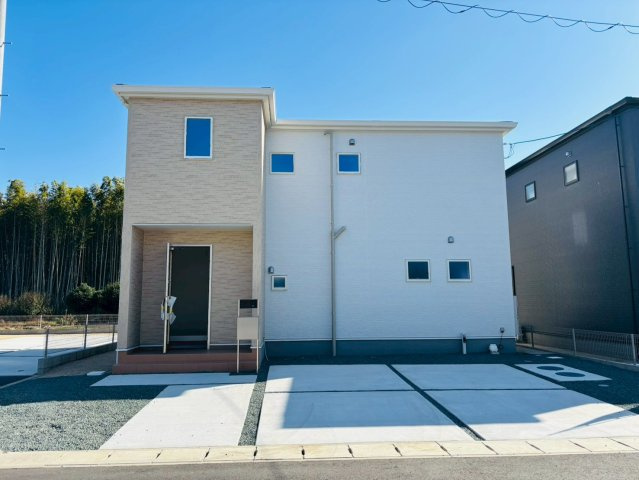 リーブルガーデン／東区戸島西第七／２号棟の外観