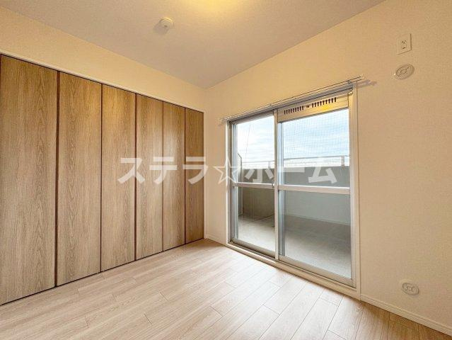 パラツィーナセシリア豊中の洋室|個人の部屋や寝室として使える洋室です